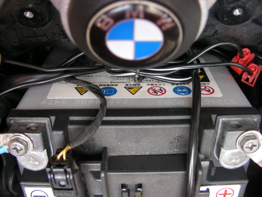 アクセサリー電源コードをとっています 増設らくらく