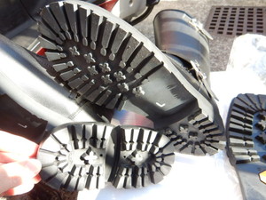 ӥ֥ॽɽʡvibram#1100