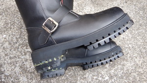 ӥ֥ॽɽʡvibram#1100