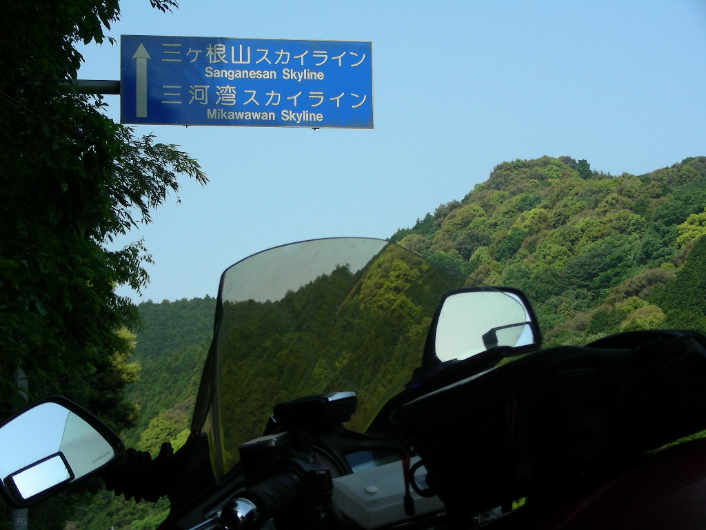 image026