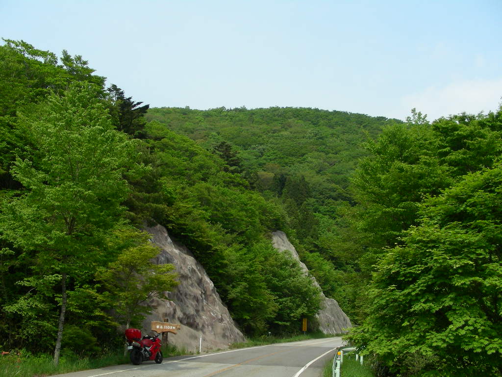 image032