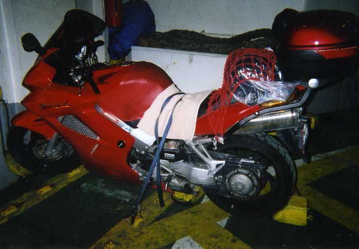 img030