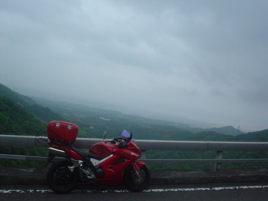 image004