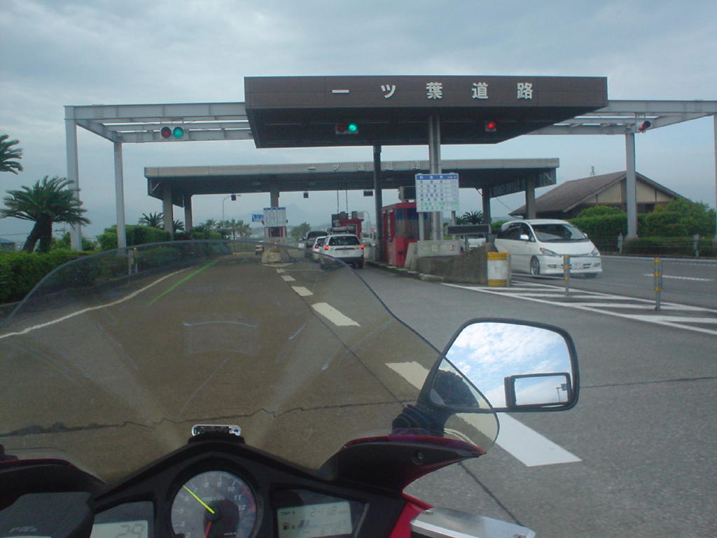 image002