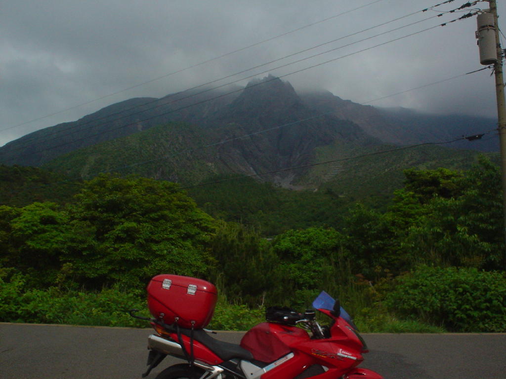 image038