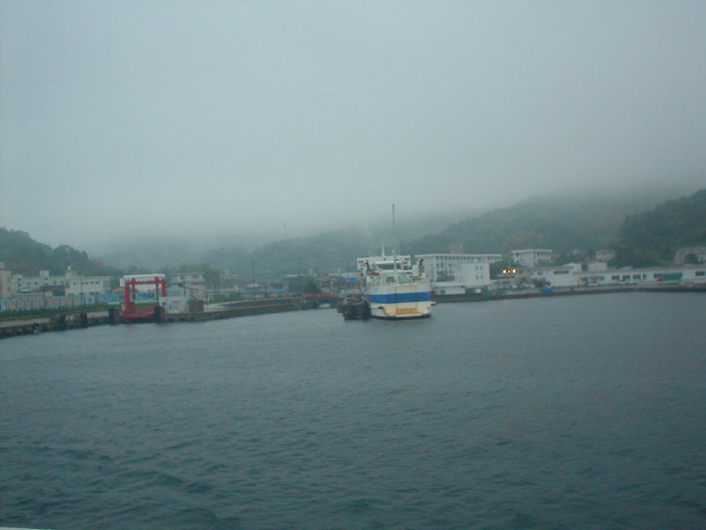 image004