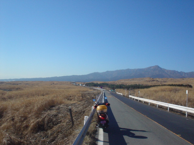 image023