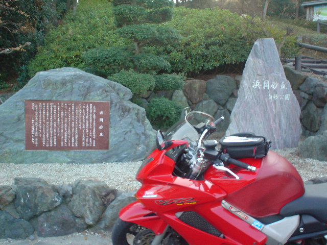 image015