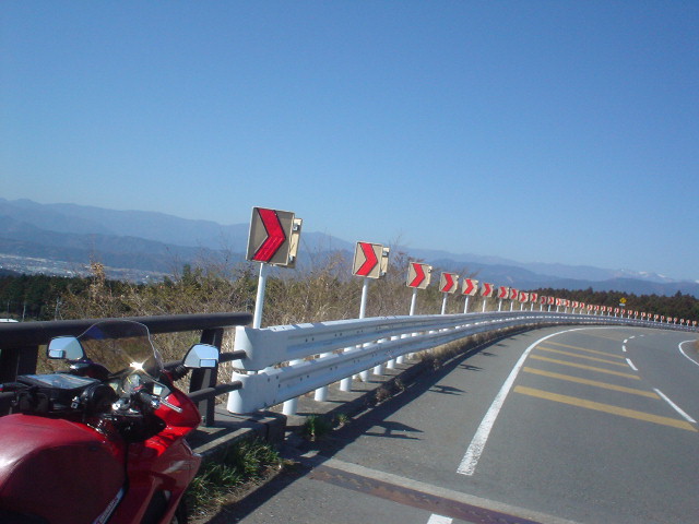 image025